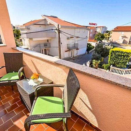 Apartments Niko ノヴァリャ エクステリア 写真