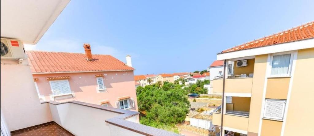 Apartments Niko ノヴァリャ エクステリア 写真